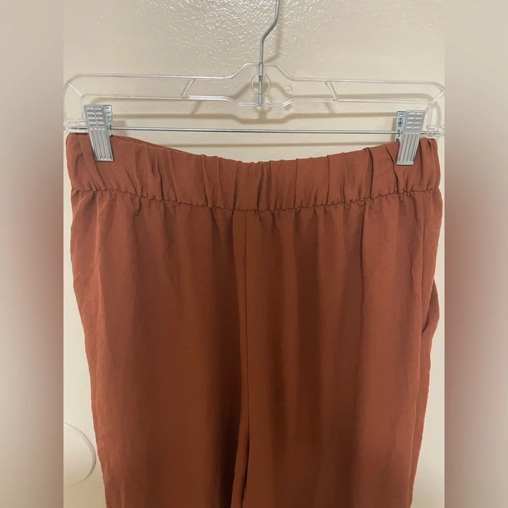 ✨Women’s H&M Flowy Pants Size 6 - Picture 6 of 8